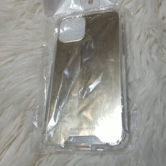 New! WEWOREWHAT Gold Shine Iphone 11 Pro Hard Case - Picture 1 of 5